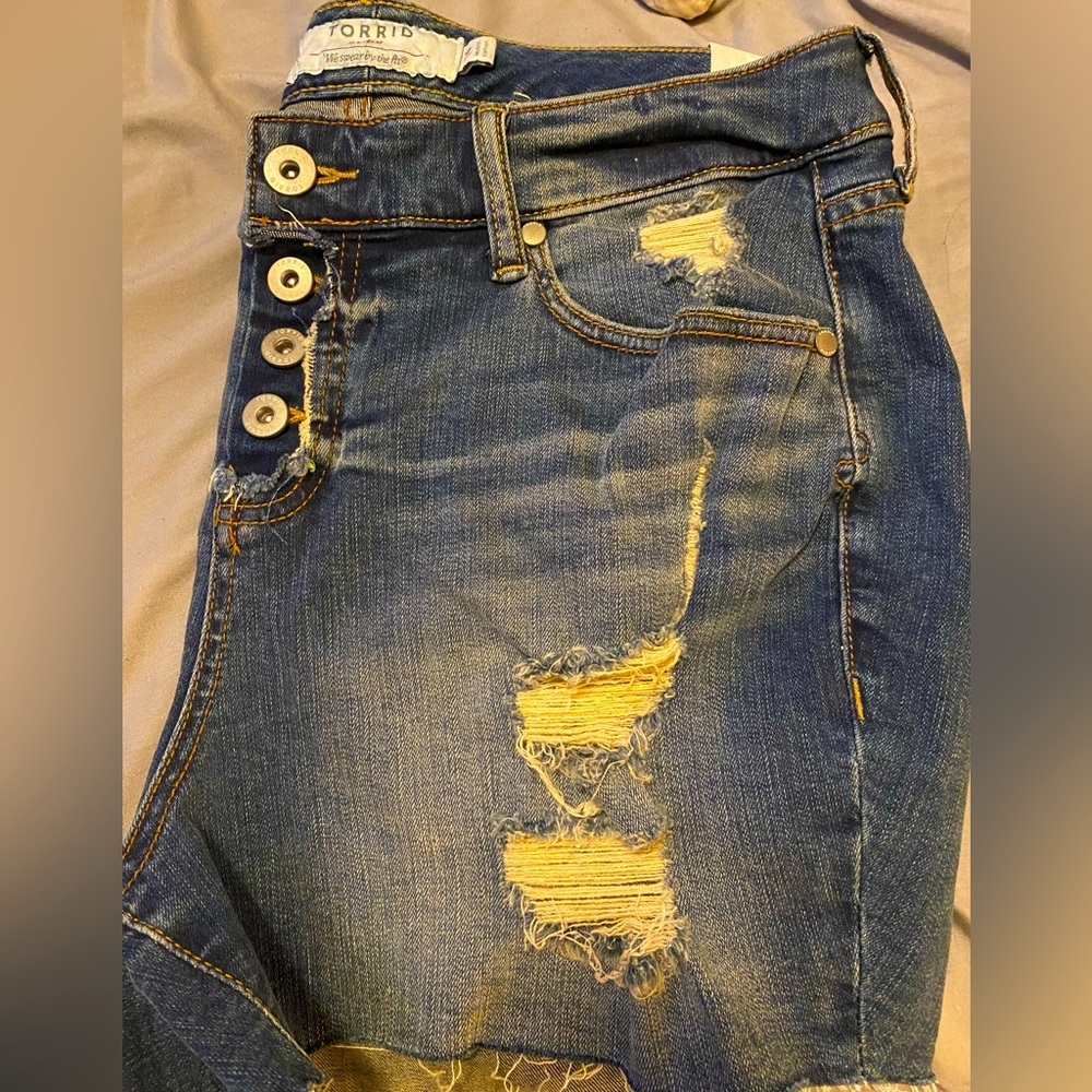 Torrid distressed NWT Shorts